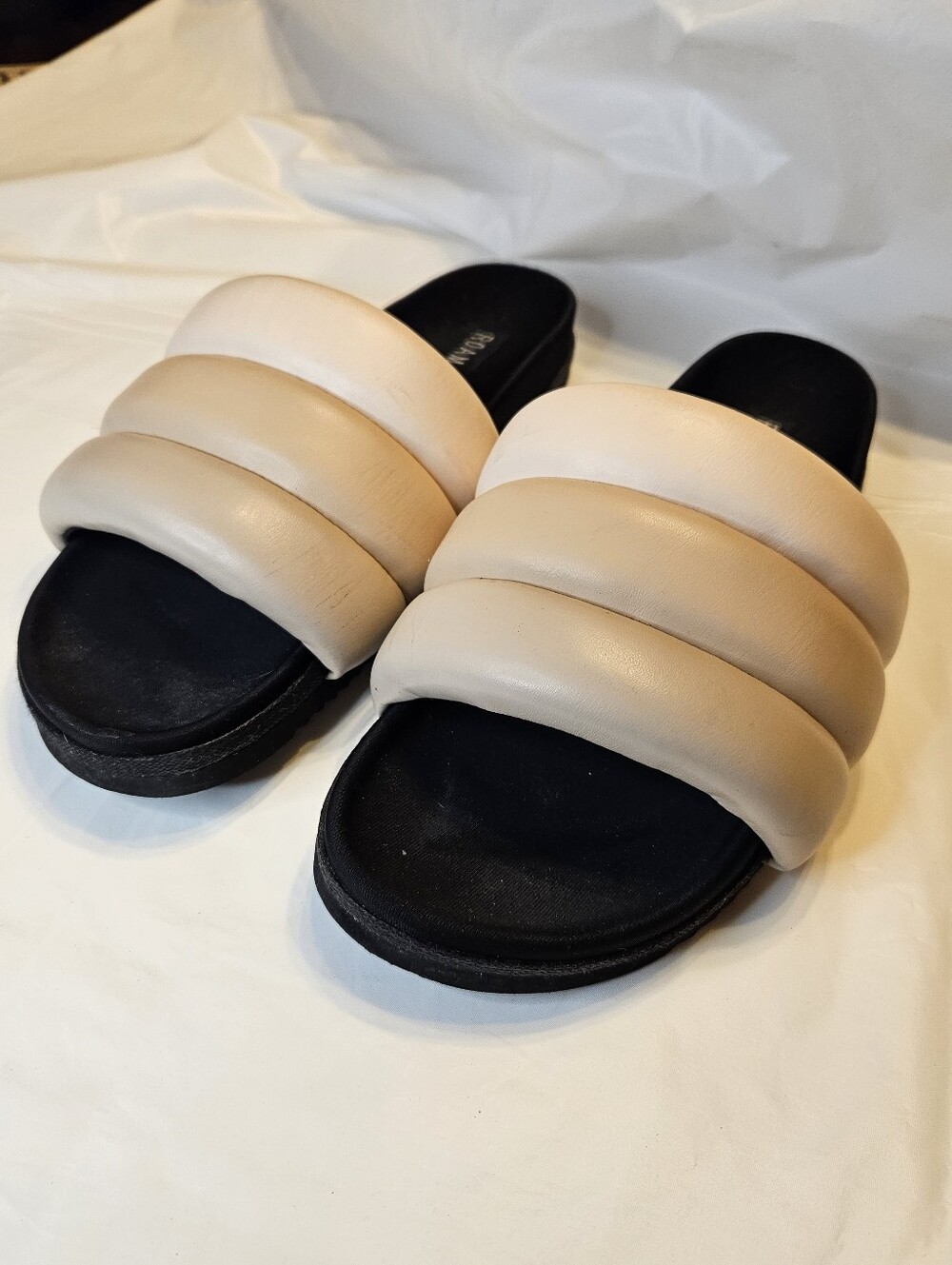 ROAM Puffy Cushion Slides Sandals Colorblock Tan Size 12